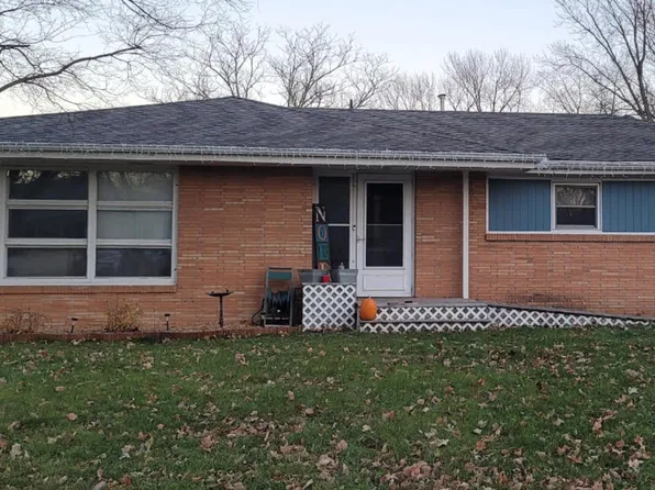 835 Oak St NE, Hutchinson, MN 55350