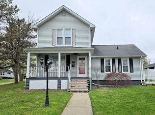 303 N 5th St, Saint Clair, MI