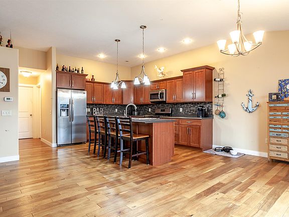 5th image of 3121 Brunswick Square Dr