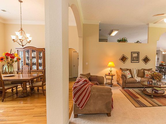 4th image of 4016 Sidlehill Dr