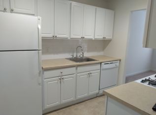 58 S Manheim Blvd #11, New Paltz, NY 12561