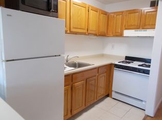 712 Washington Ave APT 1A, Brooklyn, NY 11238