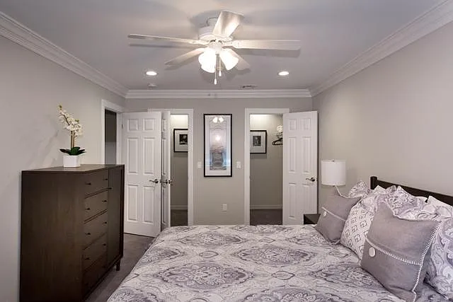 Fairfield Townhouses at Coram — Photo 9