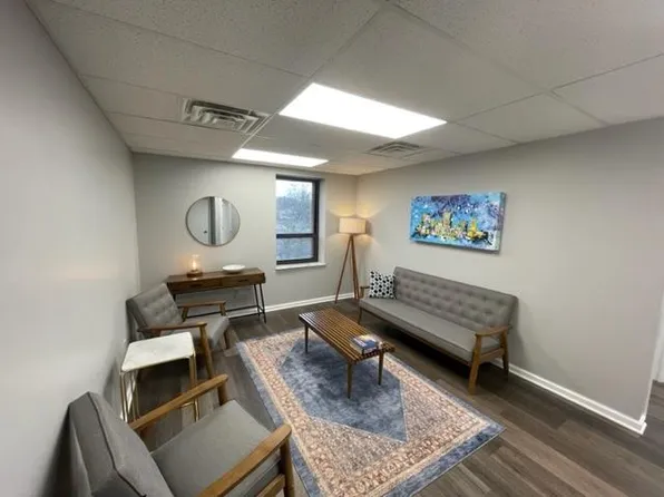 900 Commerce Dr Suite 909, Coraopolis, PA 15108