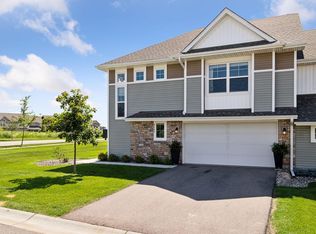 9462 Bridle Way, Victoria, MN 55386