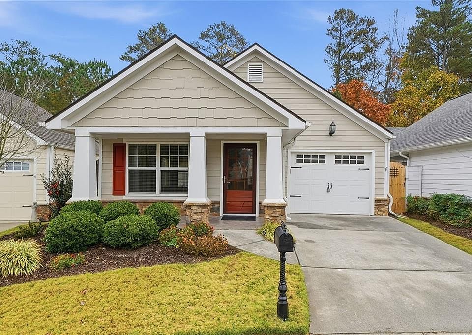 1st image of 526 Arden Close