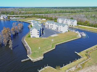 417 Captains Cv UNIT D, Edenton, NC 27932