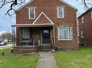 794 Babbitt Rd, Euclid, OH 44123