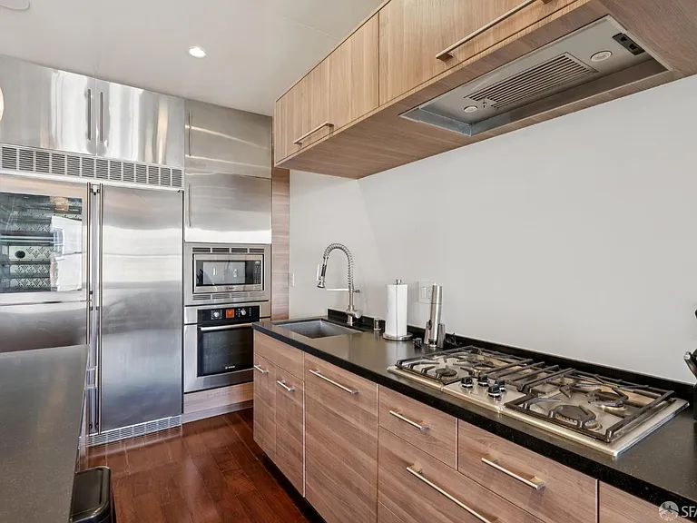 527 Greenwich St #A — Photo 12