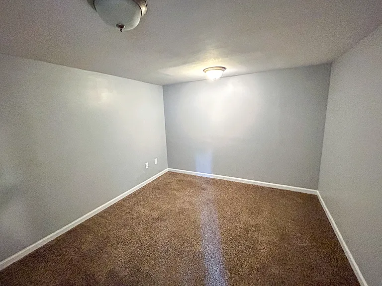 5846 N Keystone Ave — Photo 28