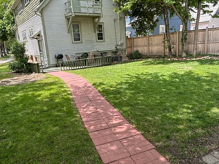 1302 N 70th St — Photo 2