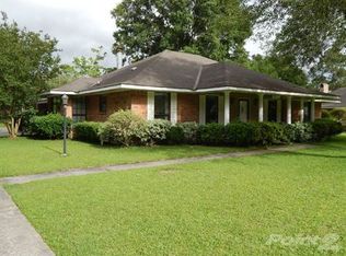 4512 Cypress St, Zachary, LA 70791