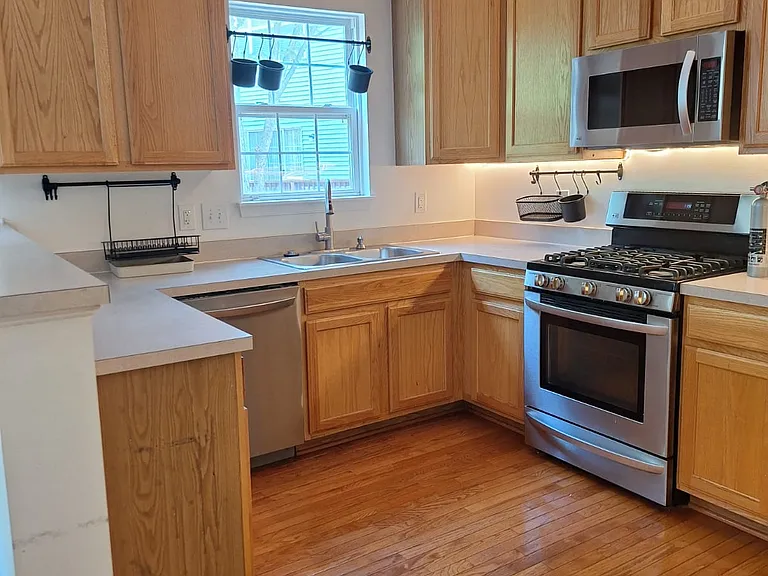 2039 Capstone Cir — Photo 6