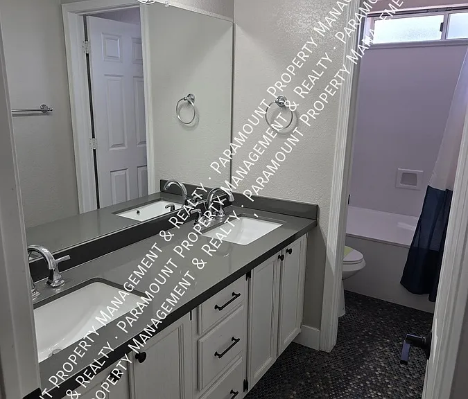 5611 E Grandview Rd — Photo 25