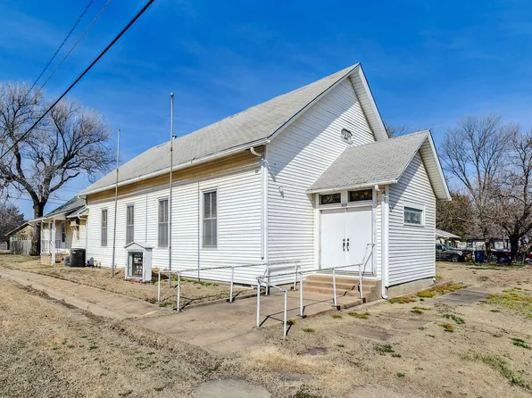 309 N Kansas St, Benton, KS 67017