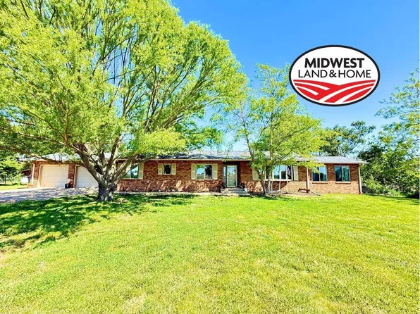 1152 Pheasant Rd, Marysville, KS 66508