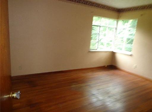 4th image of 3942 Darden Dr