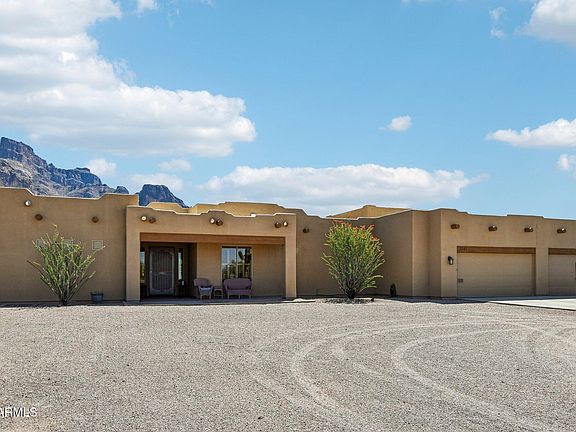 2nd image of 1547 N VAL VISTA Road