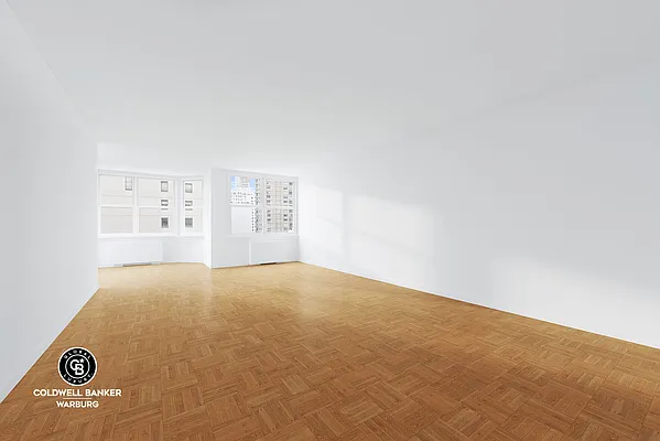 Sold by Coldwell Banker Warburg | media 10