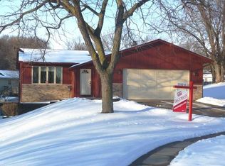 1708 30th Street Ct NW, Cedar Rapids, IA 52405