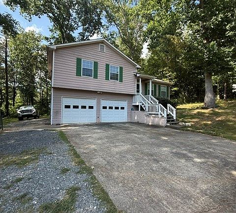 2nd image of 19 Red Top Cir