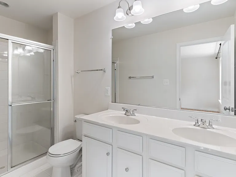 23048 Mountain Laurel Ln — Photo 16