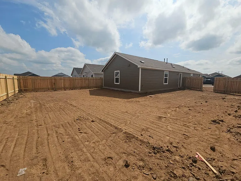 2318 Tornado Aly — Photo 9