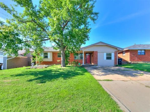 720 SW 1st St, Moore, OK 73160