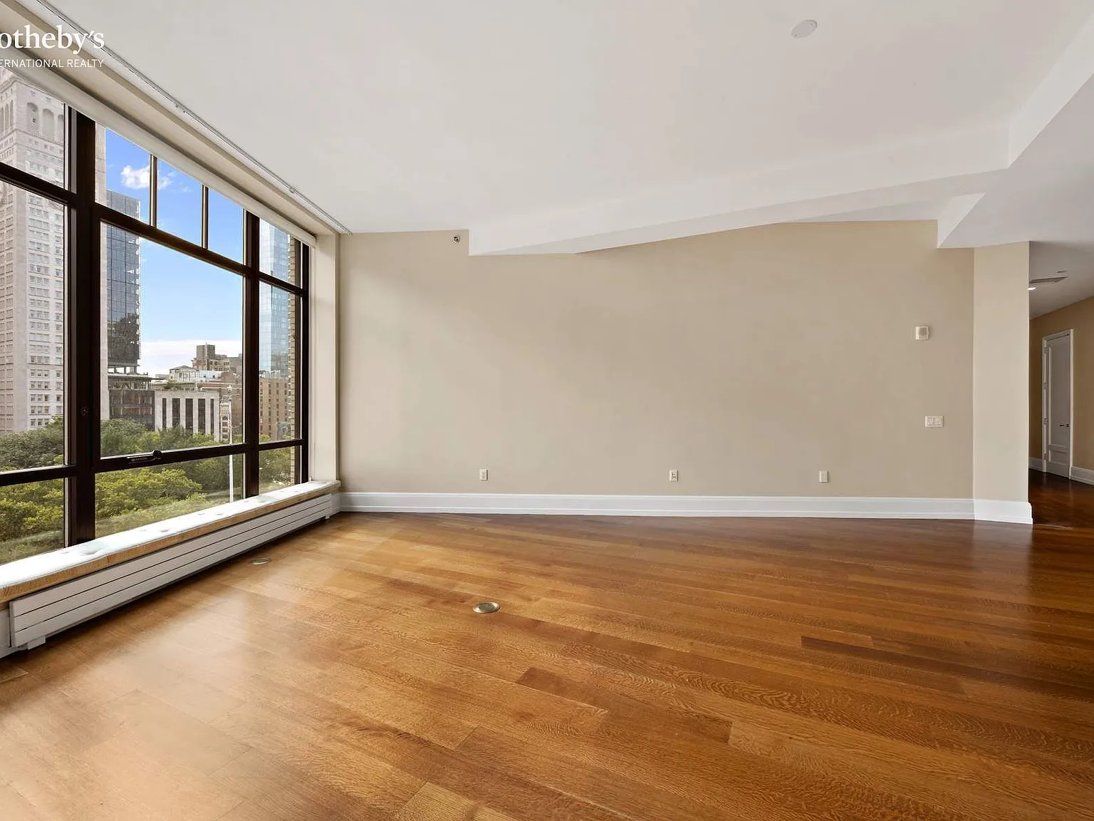 10 Madison Square West — Photo 4