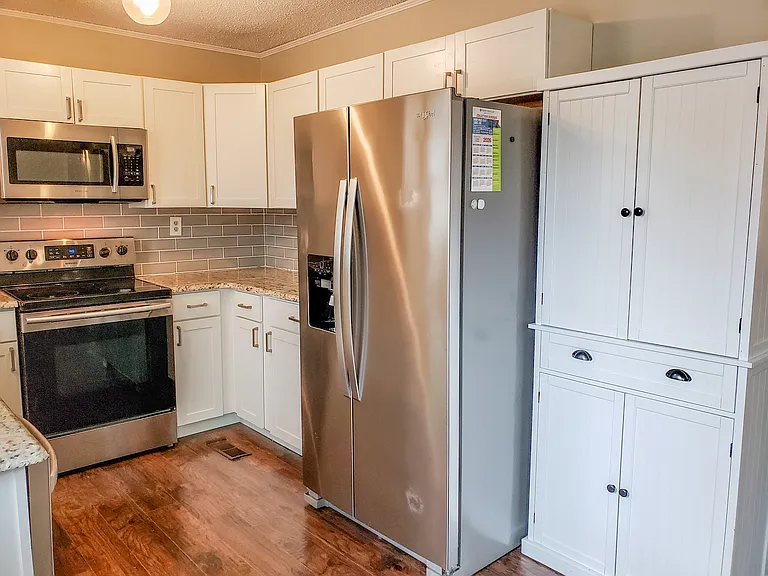 723 Skycliff Ct — Photo 11