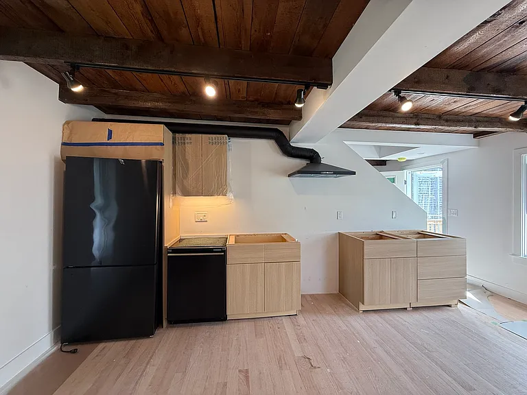 7R Washington St #2 — Photo 4