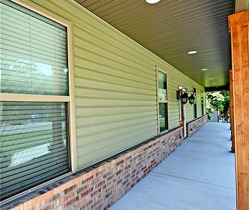 4th image of 32 Dulverton Dr