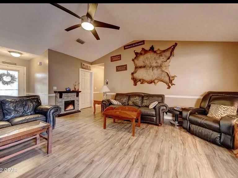1619 Hope Cir — Photo 5