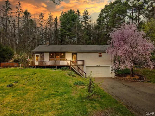 2605 Hemlock St, Palmerton, PA 18071
