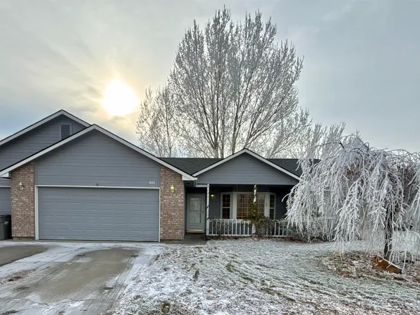 945 Poplar Dr, Mountain Home, ID 83647