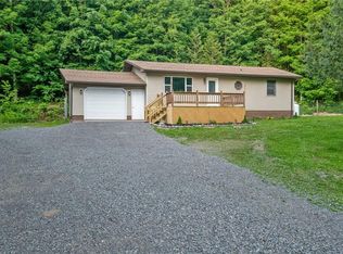 2408 Holman City Rd, Clayville, NY 13322