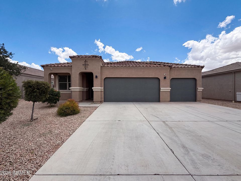 1st image of 11639 E CLIFFROSE Lane