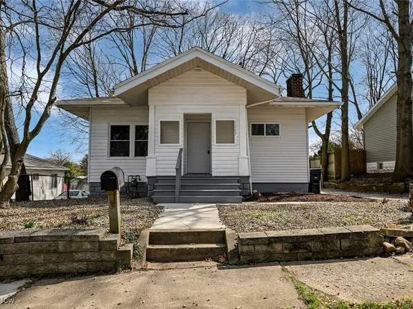 1267 Mount Vernon Ave, Akron, OH 44310