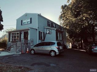 208 Riverside Ave #2, Lyndhurst, NJ 07071