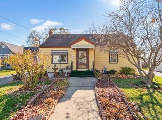 683 Columbia Ave, Elgin, IL 60120