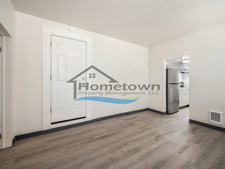403 E Wallace Ave #3 — Photo 13