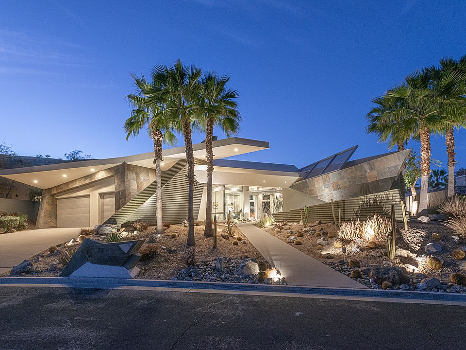 Welcome to 19 Rockcrest in Mirada Estates, Rancho Mirage, California