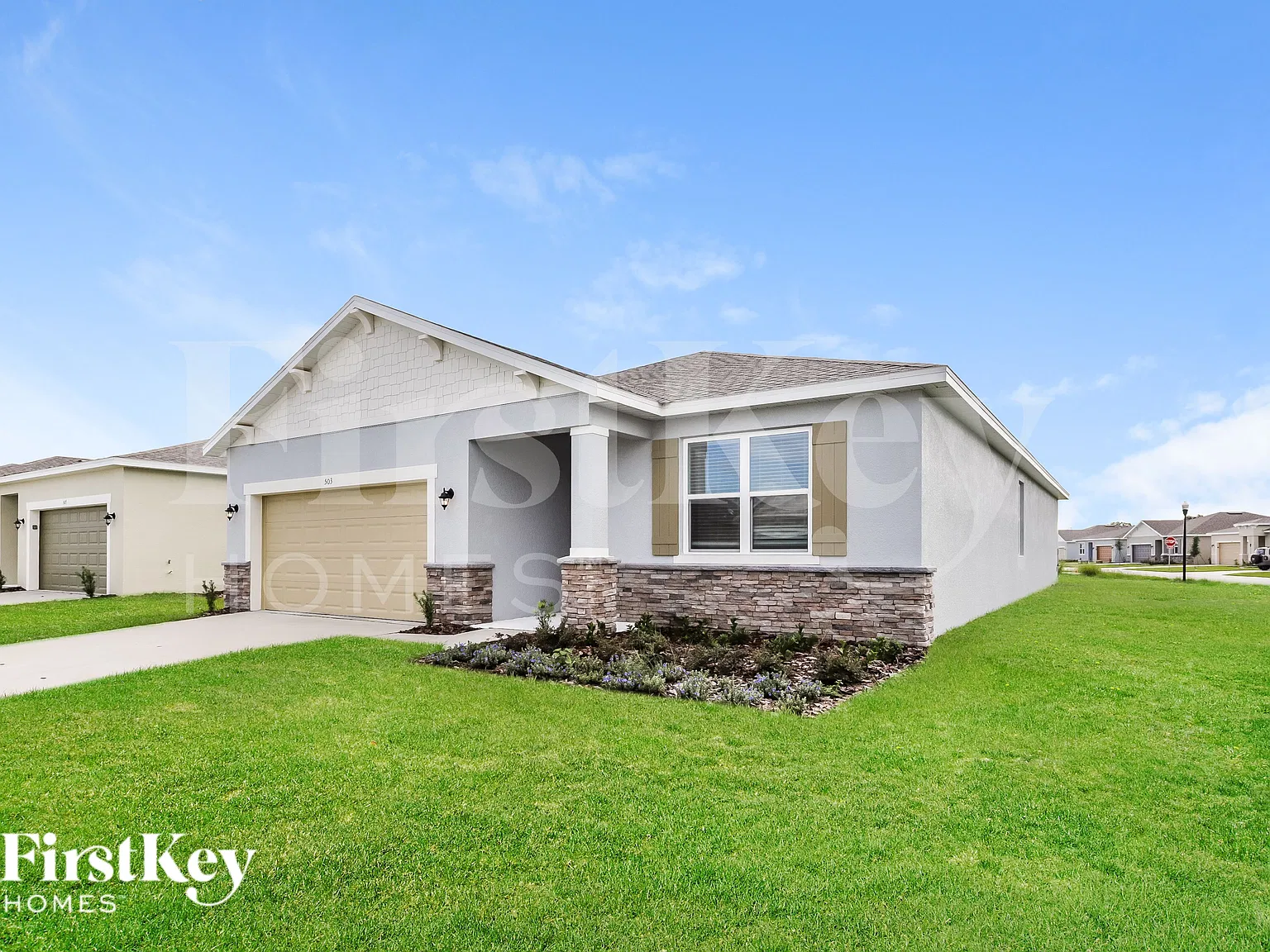 4 bed, 2.0 bath, 2001 sqft, $2,085 — Photo 2