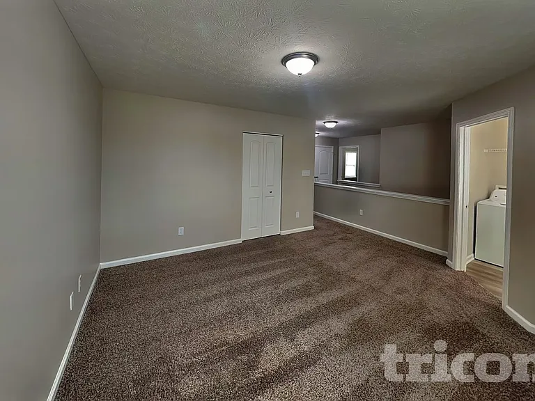 5330 Himalayan Dr — Photo 16