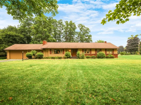 7216 Woodchuck Hill Rd, Fayetteville, NY 13066