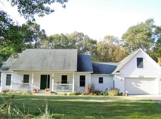 18569 144th Ave, Spring Lake, MI 49456