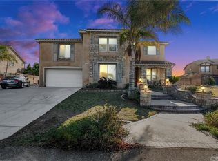 320 Latigo Ct, Norco, CA 92860