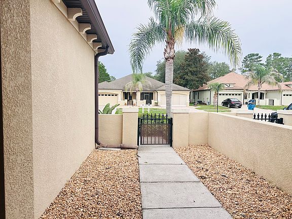 3rd image of 9230 Southern Charm Cir