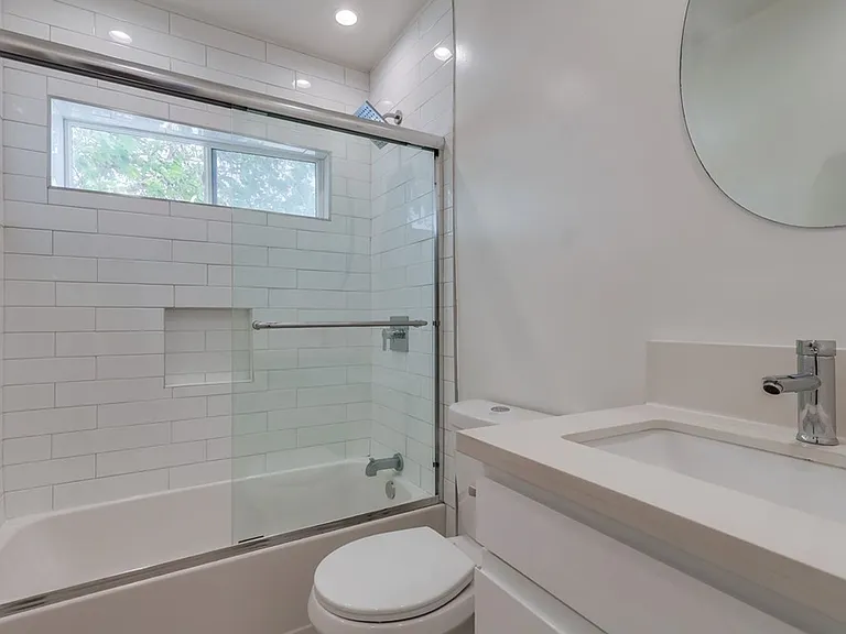 715 Marlborough Ave — Photo 11