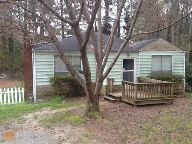 1st image of 230 Carruth Dr SE